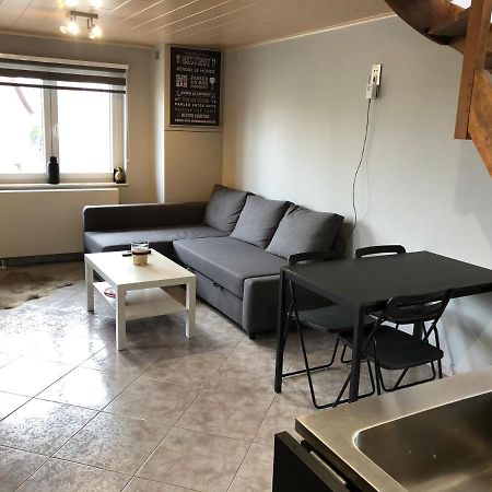Апартаменты Studio Ag Jambes Экстерьер фото